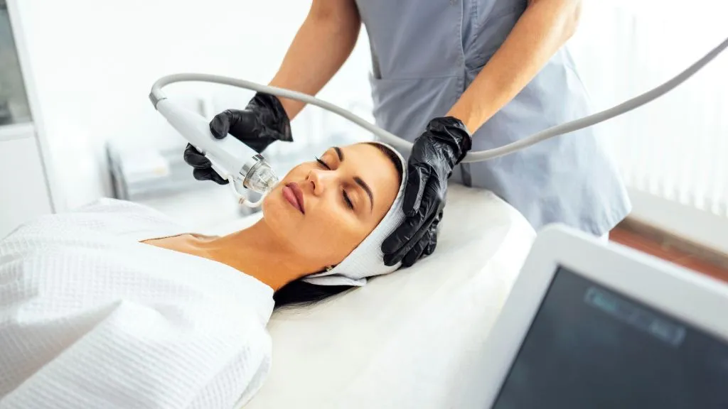 microneedling treatment
